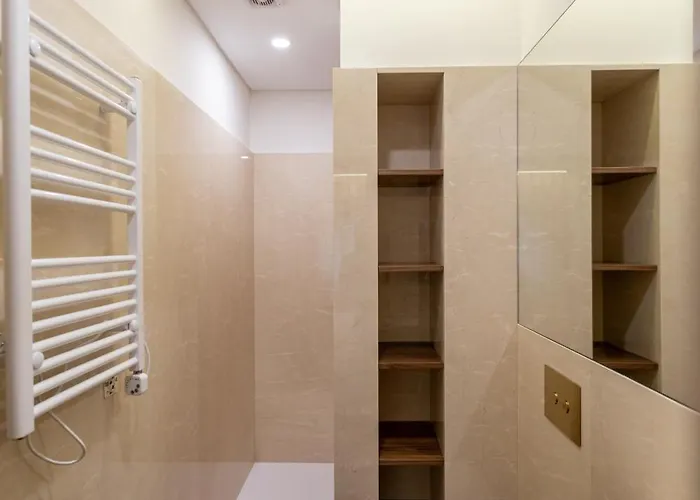 Music Ii Apartman Bicas